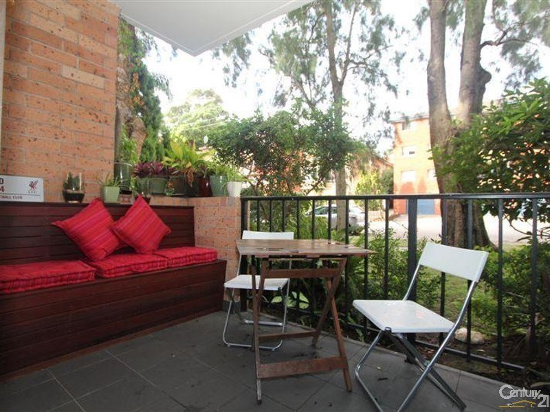 2/17 Woids Avenue, Hurstville NSW 2220