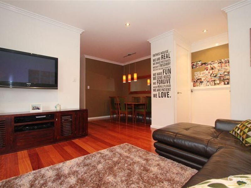 2/17 Woids Avenue, Hurstville NSW 2220