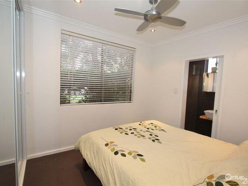 2/17 Woids Avenue, Hurstville NSW 2220