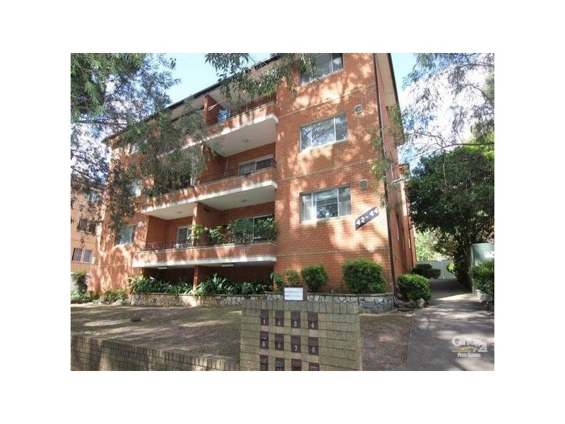 9/42 St Georges Pde, Hurstville NSW 2220