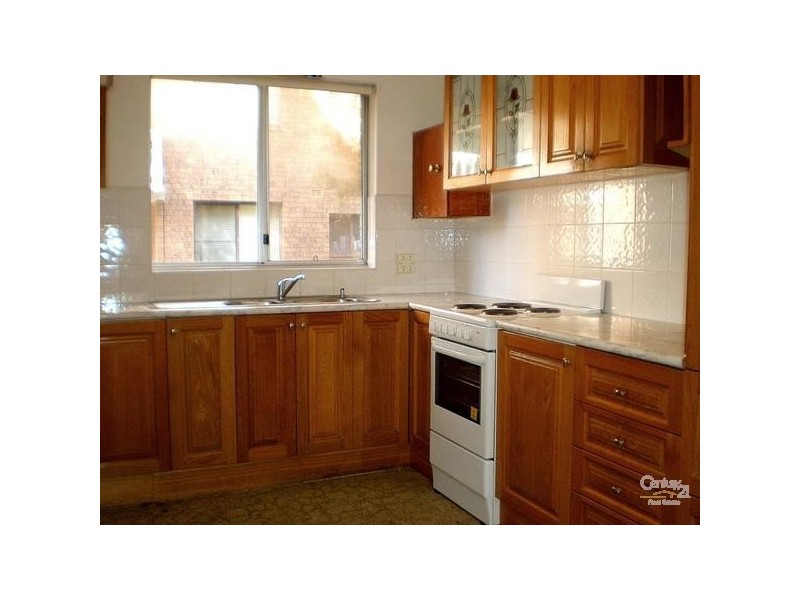 2/30-32 Gloucester St, Hurstville NSW 2220