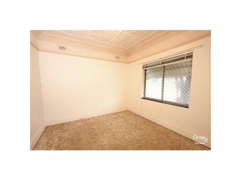 90 Fleet Street, Carlton NSW 2218