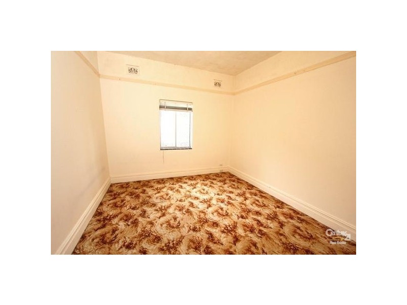 90 Fleet Street, Carlton NSW 2218