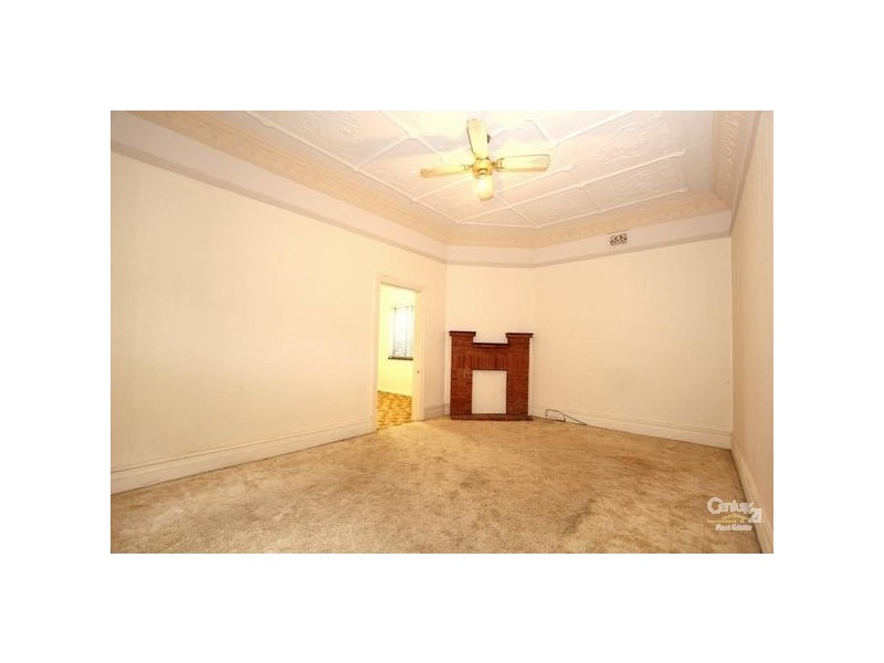 90 Fleet Street, Carlton NSW 2218