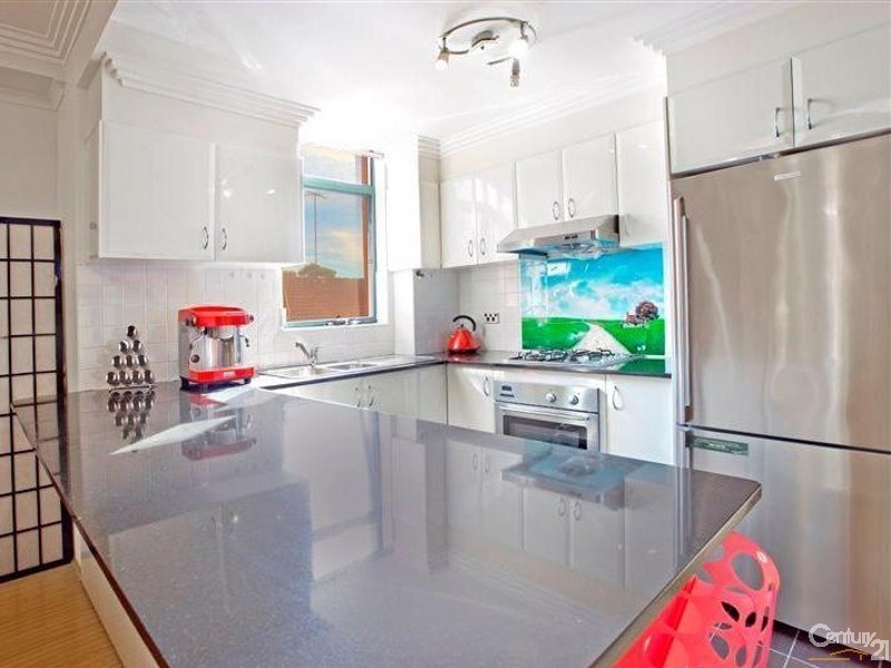 7/14 Carrington Avenue, Hurstville NSW 2220
