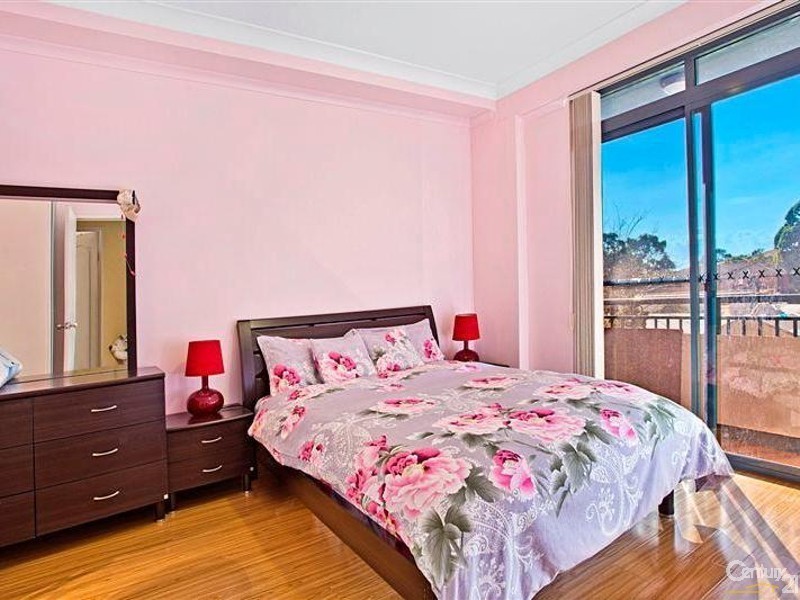 7/14 Carrington Avenue, Hurstville NSW 2220