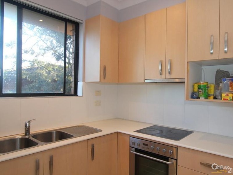 4/6 Hillcrest Avenue, Hurstville NSW 2220