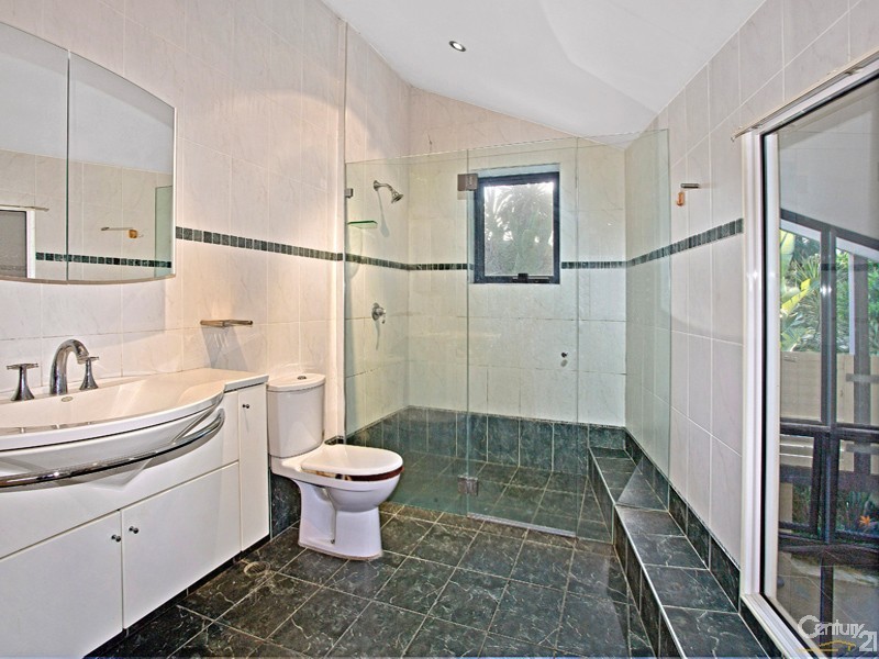 33 Hillcrest Ave, Hurstville NSW 2220