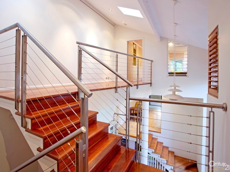 33 Hillcrest Ave, Hurstville NSW 2220