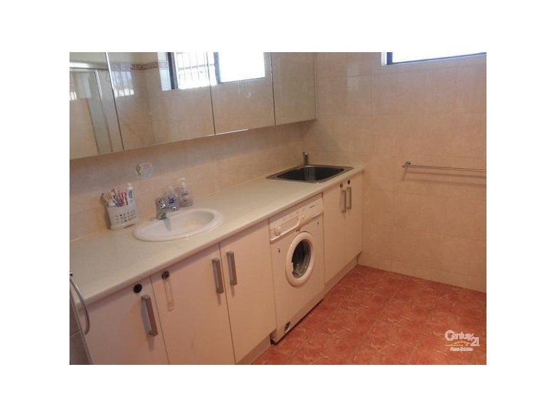 64 Cahill Street, Beverly Hills NSW 2209