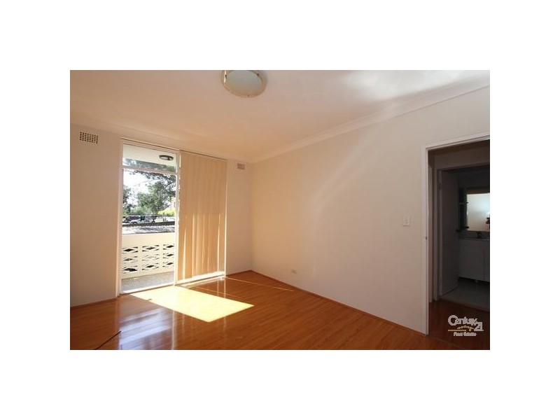 4/113 Evaline Street, Campsie NSW 2194