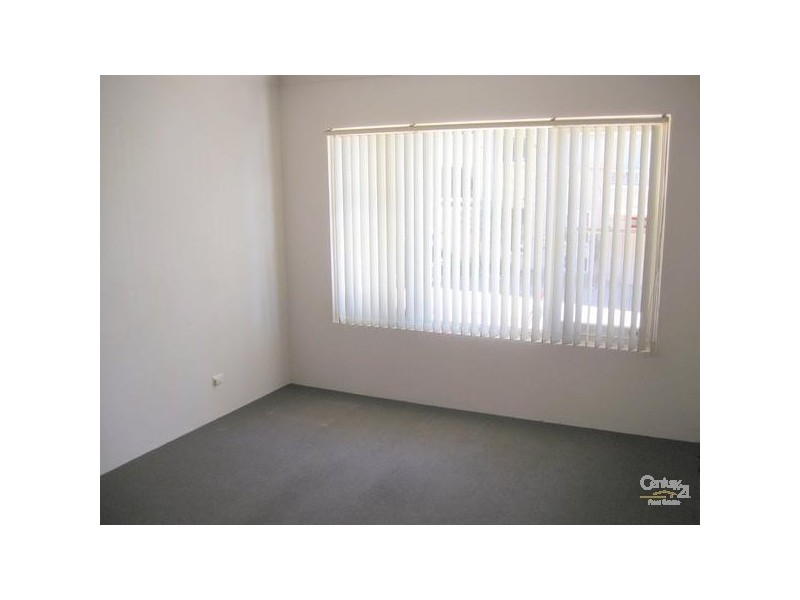 2/19 Gloucester Road, Hurstville NSW 2220