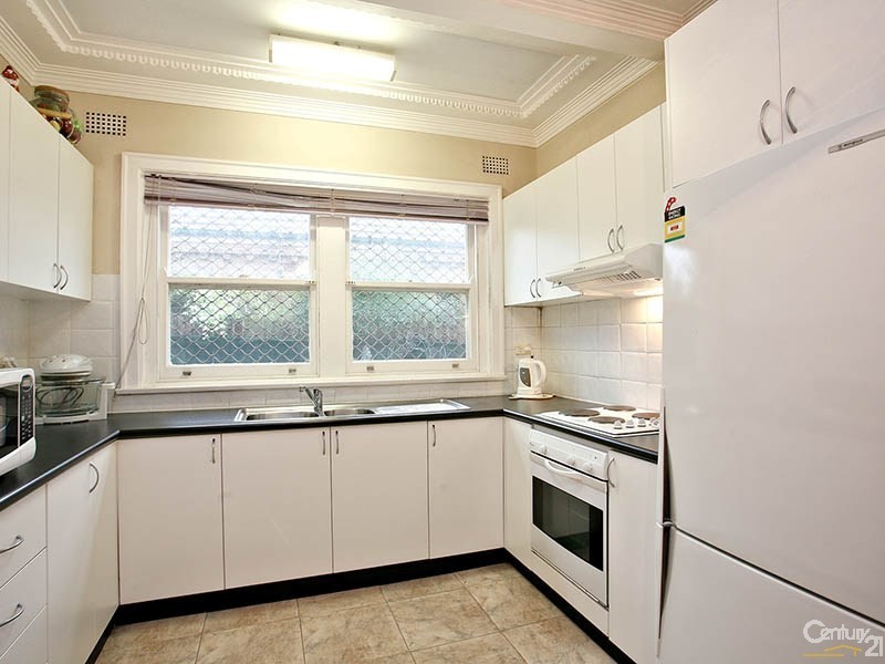 14 Edgbaston Road, Beverly Hills NSW 2209
