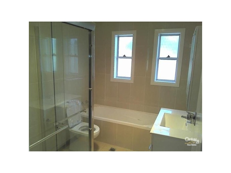 14 Thomas street, Hurstville NSW 2220