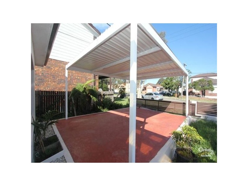 38 Barnards Avenue, Hurstville NSW 2220