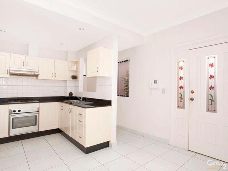 2/4-5 Rena Street, South Hurstville NSW 2221