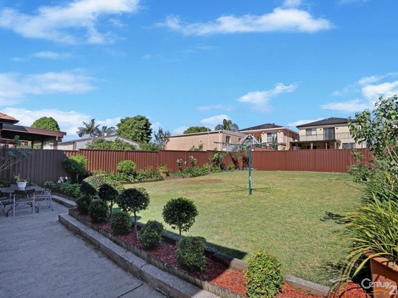 5 Louis Terrace, Hurstville NSW 2220