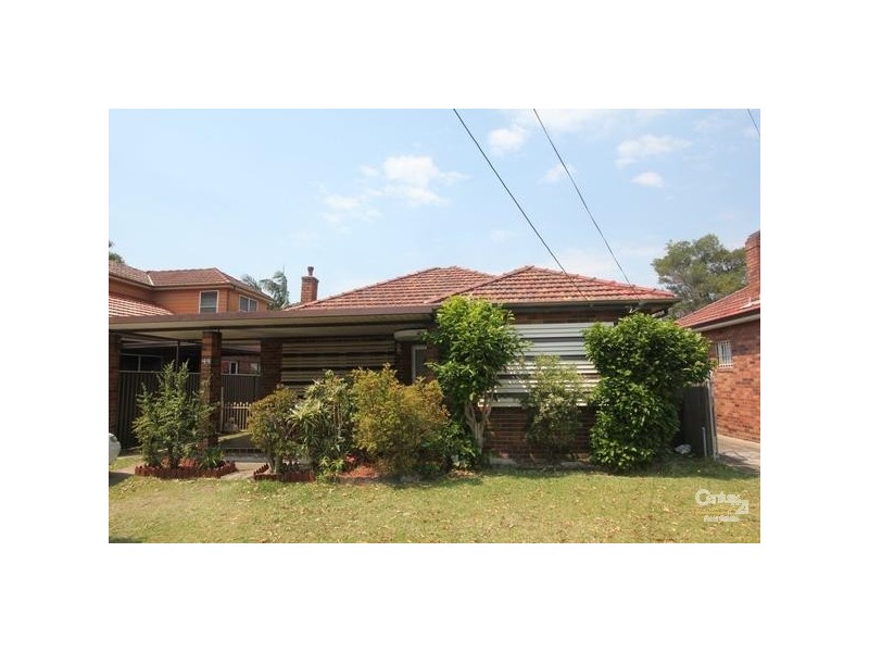 44 Welfare Ave, Beverly Hills NSW 2209