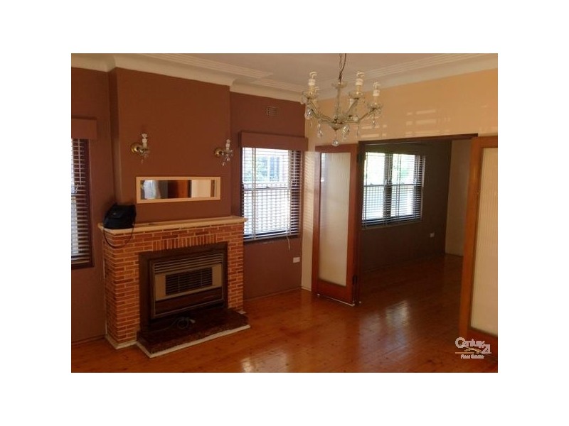 44 Welfare Ave, Beverly Hills NSW 2209