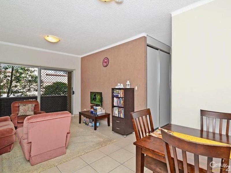 2/17 Oriental Street, Bexley NSW 2207