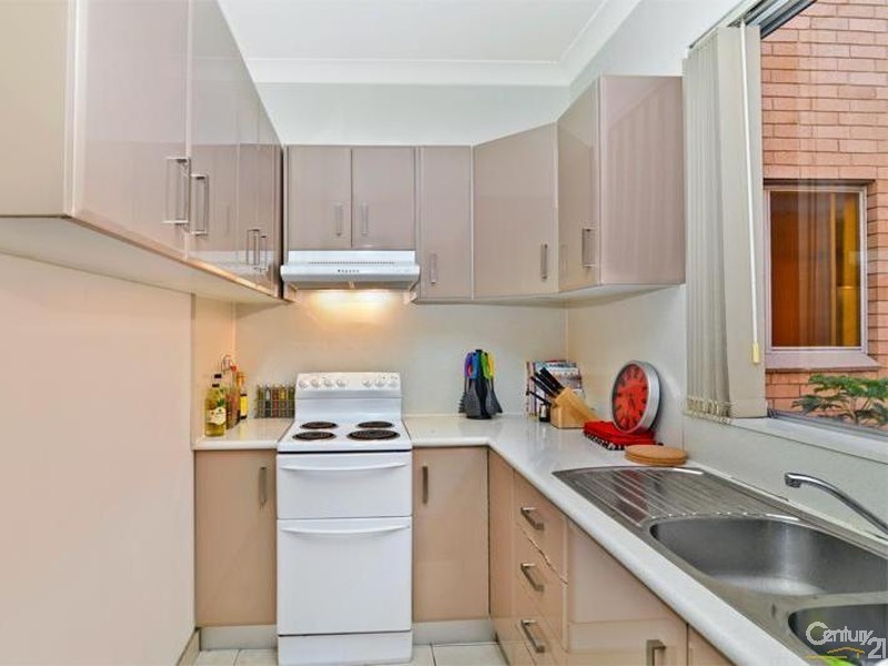 2/17 Oriental Street, Bexley NSW 2207