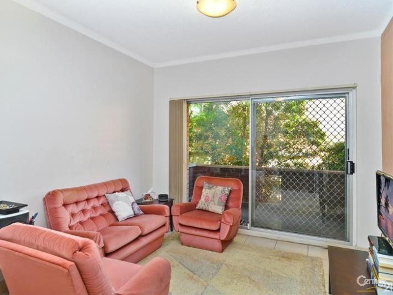 2/17 Oriental Street, Bexley NSW 2207