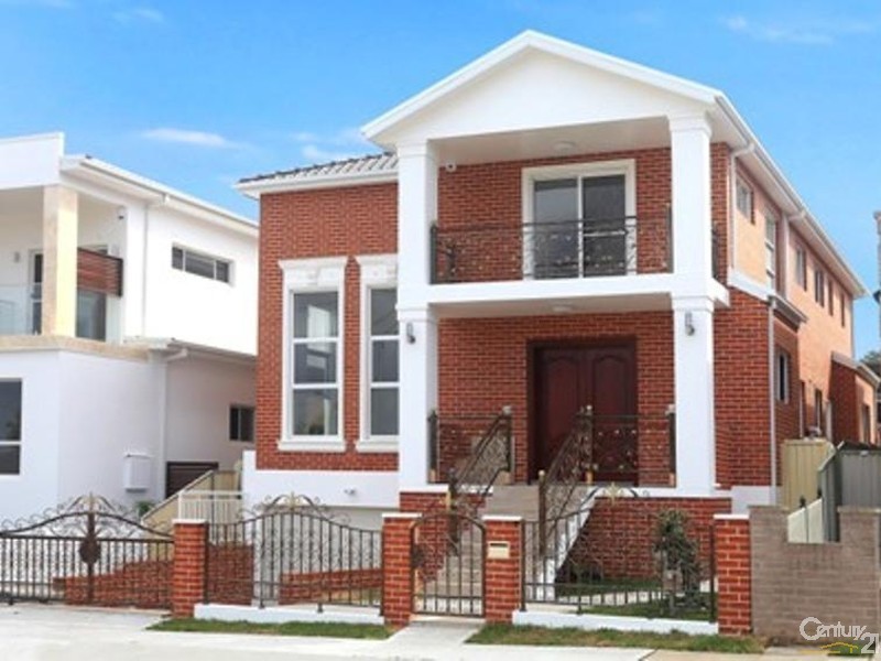 218 Carrington Avenue, Hurstville NSW 2220