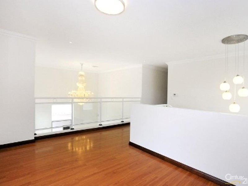 218 Carrington Avenue, Hurstville NSW 2220