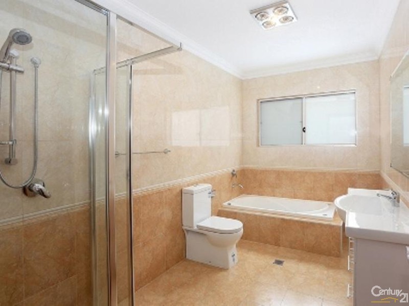 218 Carrington Avenue, Hurstville NSW 2220