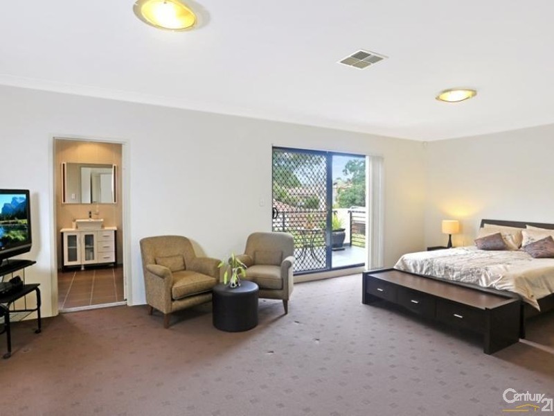 21 Warwick Street, Hurstville NSW 2220