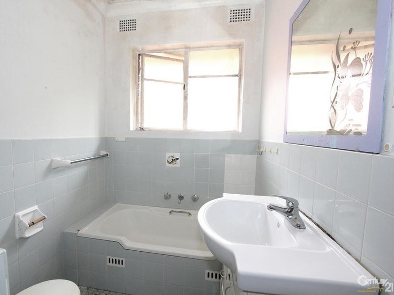 11/79  Queens Road, Hurstville NSW 2220