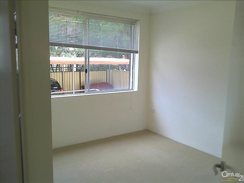 2/36 Gloucester Road, Hurstville NSW 2220