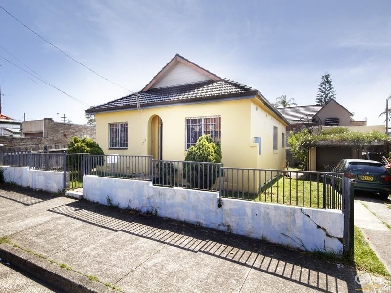 104 Glenfarne Street, Bexley NSW 2207