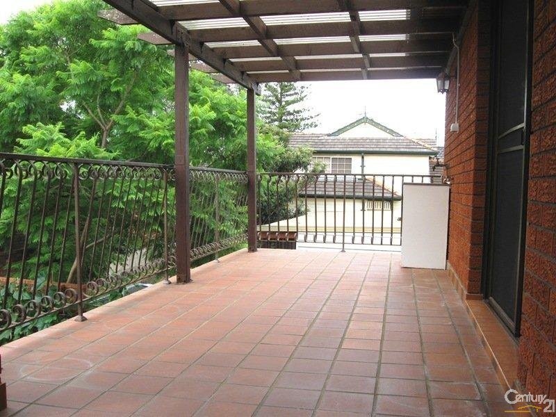 12B Wellington Road, Hurstville NSW 2220