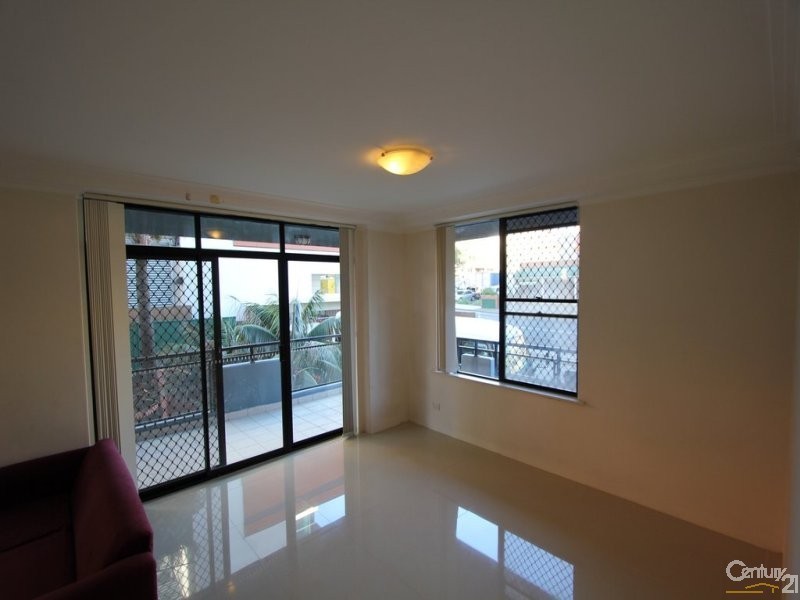 24/6-12  Carrington Ave, Hurstville NSW 2220