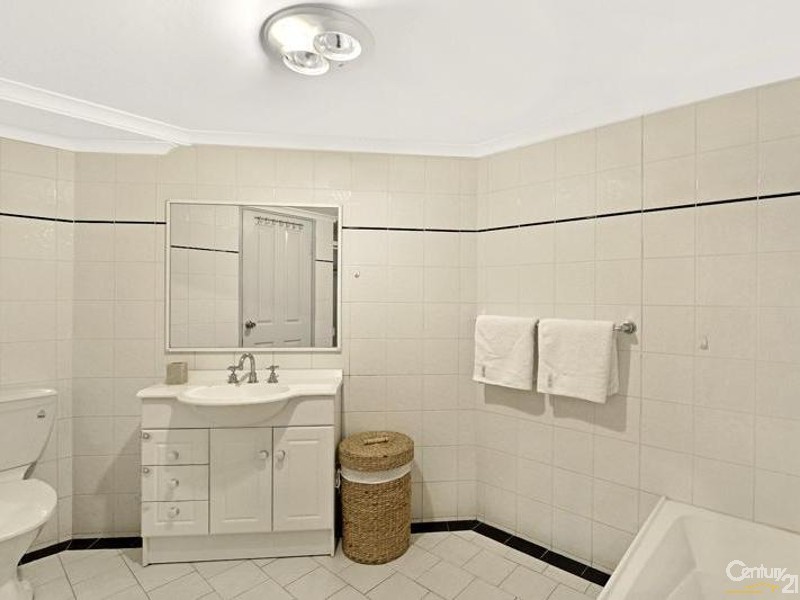 12/8-12  Bond Street, Hurstville NSW 2220