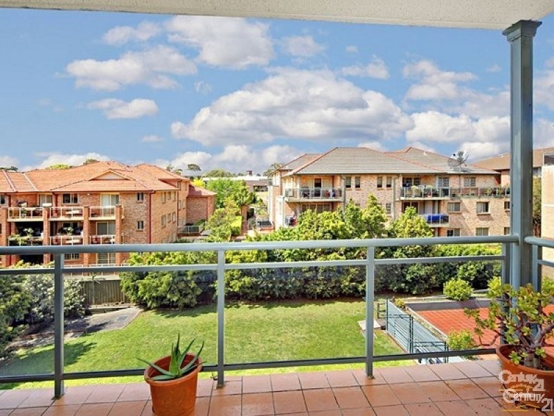 15/6-12 Hudson Street, Hurstville NSW 2220