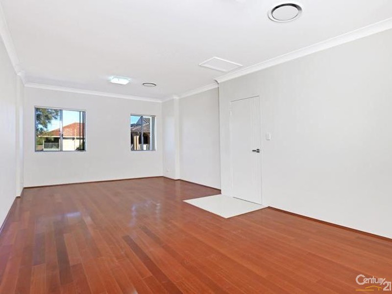 4/18  Haig Street, Bexley NSW 2207