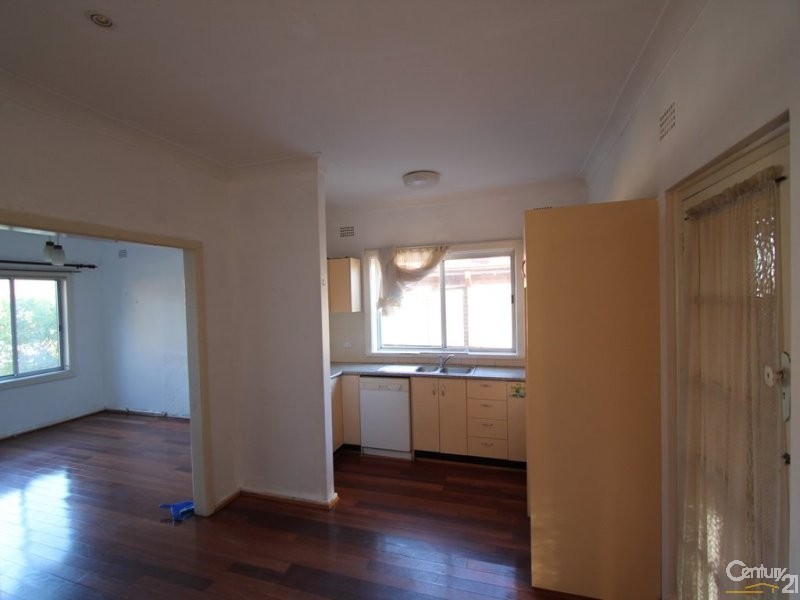 39 Mazarin Street, Riverwood NSW 2210