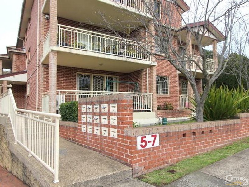 12/5-7 PERCIVAL STREET, Penshurst NSW 2222