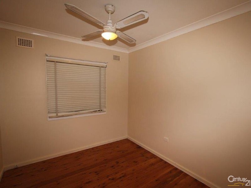 42 Forsyth Street, Kingsgrove NSW 2208