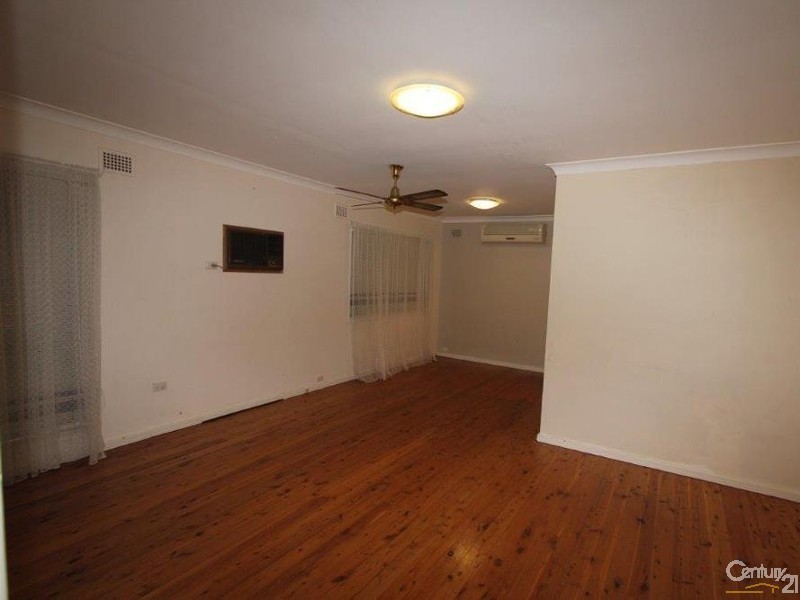 42 Forsyth Street, Kingsgrove NSW 2208