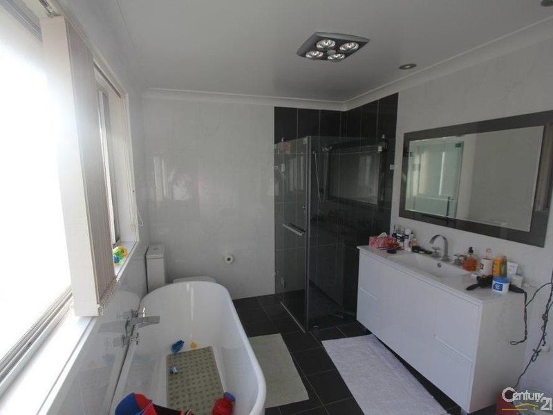 33 Tavistock Road, South Hurstville NSW 2221