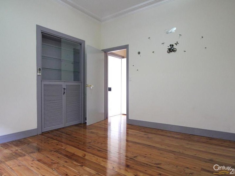 152 WONIORA ROAD, South Hurstville NSW 2221