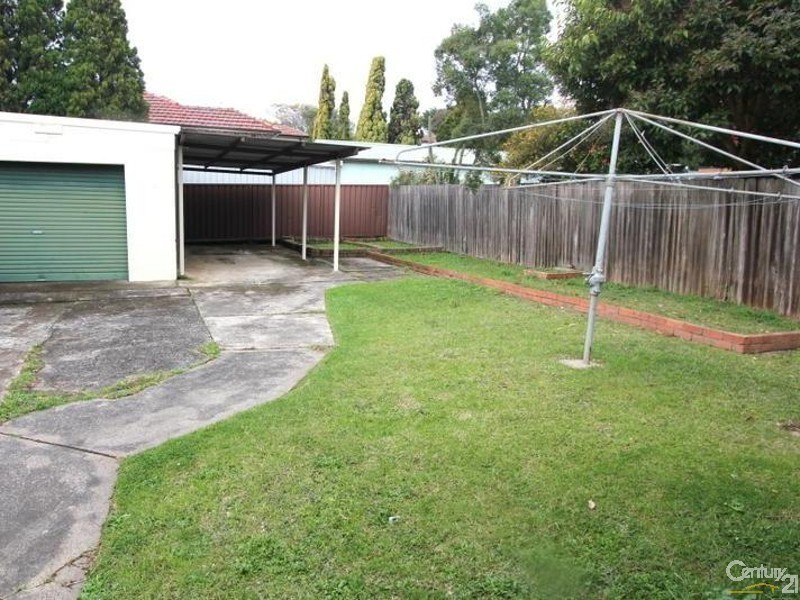 102 CROYDON ROAD, Hurstville NSW 2220