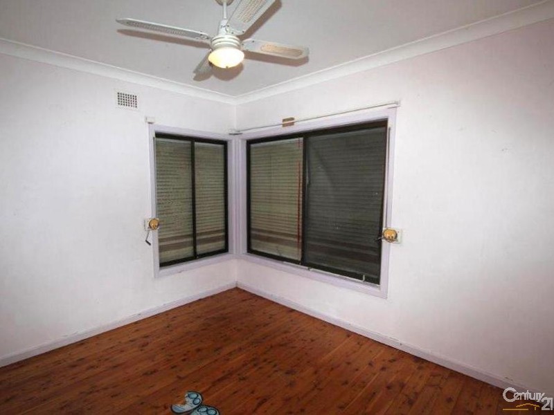 42 FORSYTH STREET, Kingsgrove NSW 2208