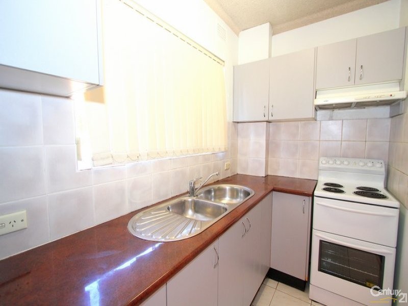 8/15 Gloucester Road, Hurstville NSW 2220