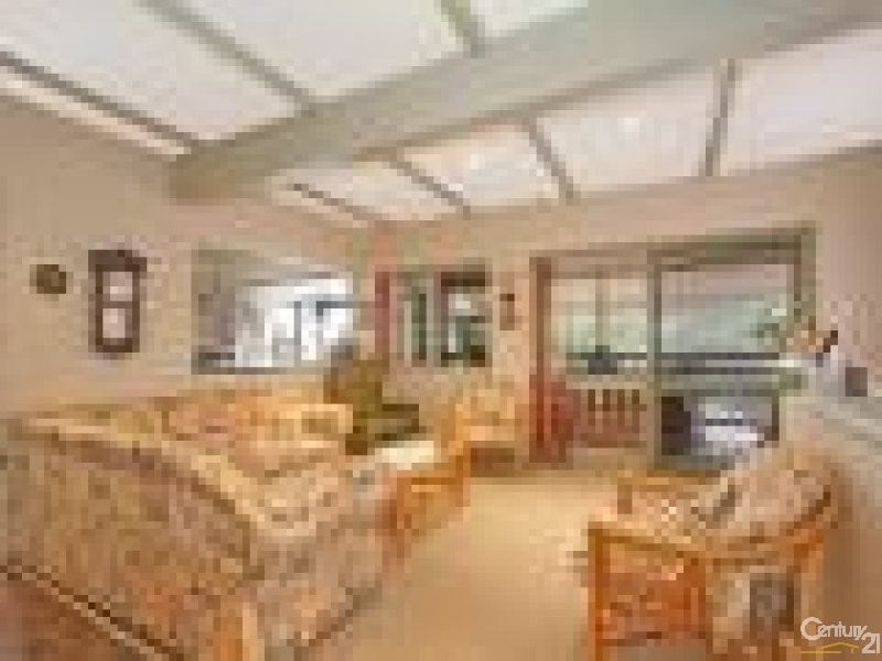 5 Neirbo Avenue, Hurstville NSW 2220