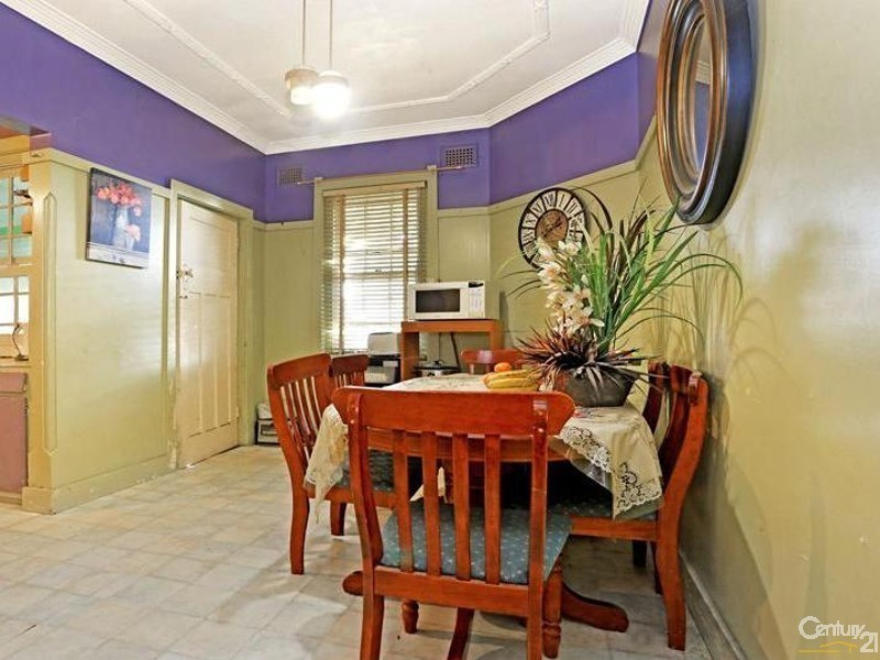 110 Hillcrest Avenue, Hurstville Grove NSW 2220