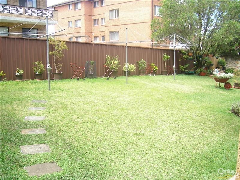 9/12-14 WINCHESTER STREET, Carlton NSW 2218